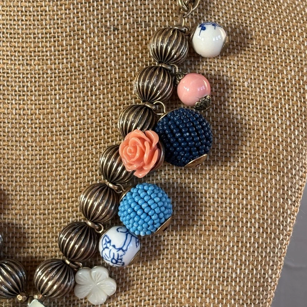 Chloe +‎ Isabel Flora Japonica Statement Necklace.  Rare. EUC